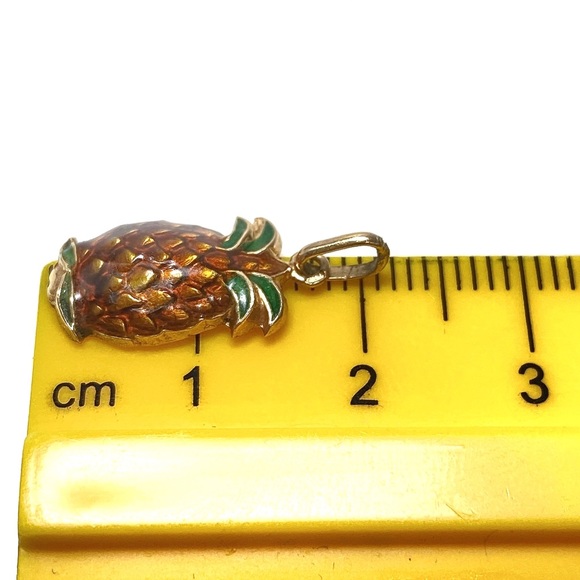 18K Pineapple enamel bracelet Charm 2pcs - Picture 10 of 11